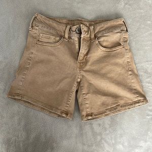 American Eagle Short